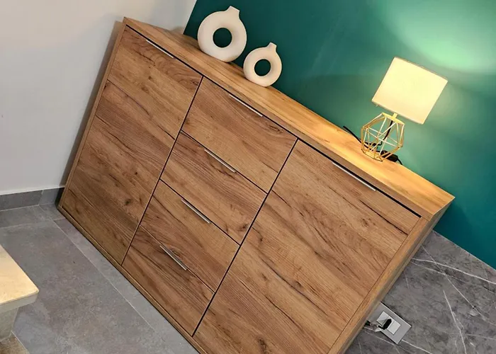 Pirandello 11 Apartman *