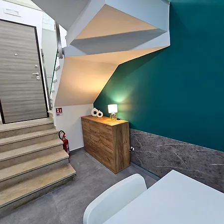 Apartment Pirandello 11 *